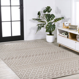 HomeRoots 5' Trellis Indoor Outdoor Area Rug in Beige & Gray - Stylish, Durable, and Easy to Clean for Any Space 703398