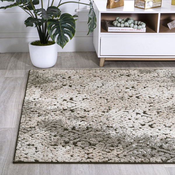HomeRoots 5' Abstract Area Rug in Cream Beige & Dark Gray - Stylish Indoor/Outdoor Design for Modern Spaces 703401