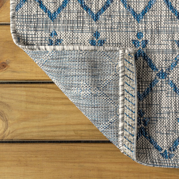 HomeRoots 8' Light Gray & Navy Blue Square Trellis Rug - Stylish Indoor/Outdoor Design, Durable & Easy Care! 703450