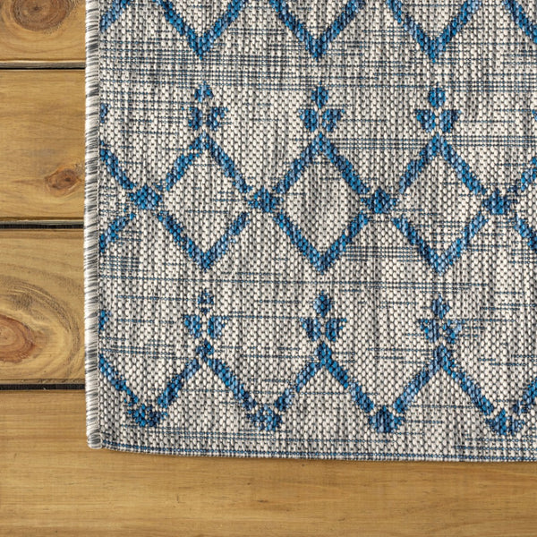 HomeRoots 8' Light Gray & Navy Blue Square Trellis Rug - Stylish Indoor/Outdoor Design, Durable & Easy Care! 703450