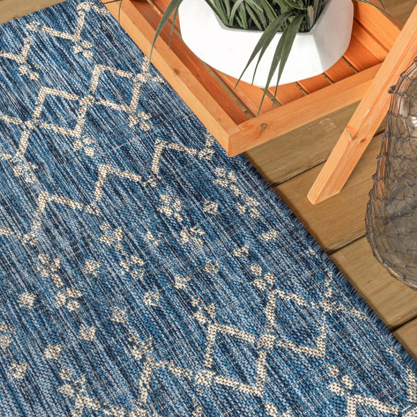 HomeRoots 8' Navy Blue and Light Gray Square Trellis Area Rug - Stylish Indoor/Outdoor Design with Durability 703460