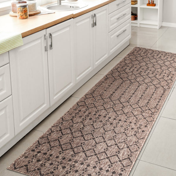 HomeRoots 20' Natural and Black Trellis Runner Rug - Stylish Indoor/Outdoor Accent for Hallways & Patios 703464