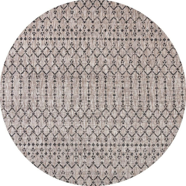 HomeRoots 8' Natural and Black Round Trellis Rug - Durable Indoor/Outdoor Area Rug for Modern Spaces, 93" Diameter 703469