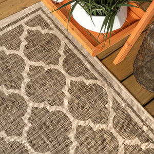 HomeRoots 6' Brown and Beige Geometric Area Rug - Stylish Indoor/Outdoor Design, Durable, Easy to Clean, Versatile 703488