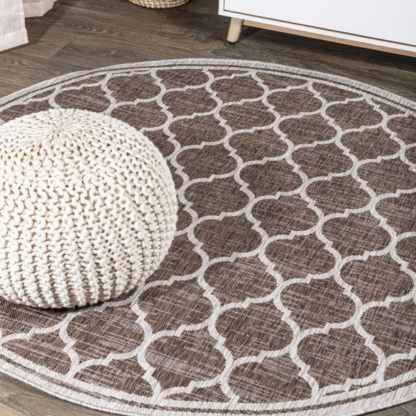 HomeRoots 9' Espresso and Taupe Round Geometric Area Rug – Stylish, Durable for Indoor & Outdoor Spaces! 703501