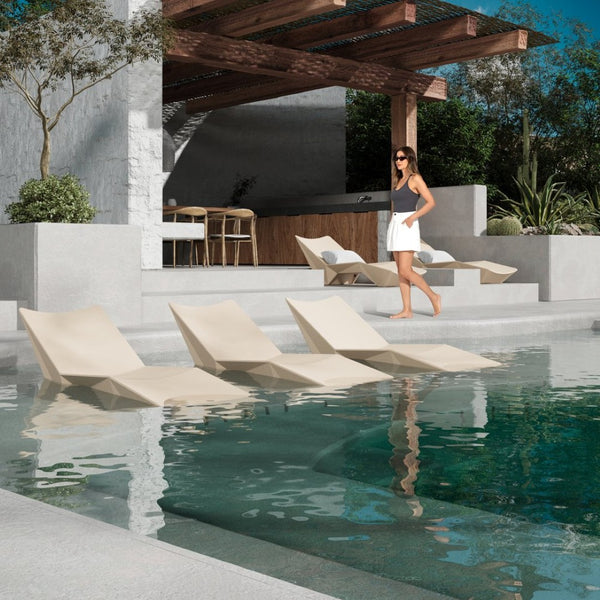 English Elm Quick Assembly Pool Lounger with S-curve Spine Support Uv Resistant Outdoor Float W5756P484644