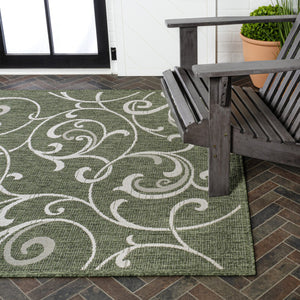 HomeRoots 5' Green and Cream Floral Area Rug – Versatile Indoor/Outdoor Design, Durable, Easy Care, Timeless Elegance 703550