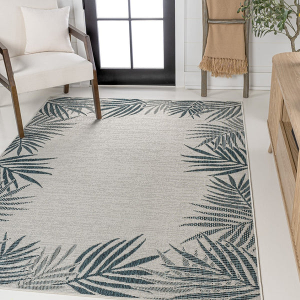 HomeRoots 5' Blue and Cream Floral Area Rug – Indoor/Outdoor Durable Design for Timeless Elegance & Easy Care 703554
