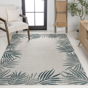 HomeRoots 5' Blue and Cream Floral Area Rug – Indoor/Outdoor Durable Design for Timeless Elegance & Easy Care 703554