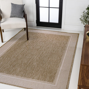 HomeRoots 5' Chic Beige & Cream Indoor/Outdoor Area Rug - Durable, Versatile, Low-Maintenance for Any Space! 703566