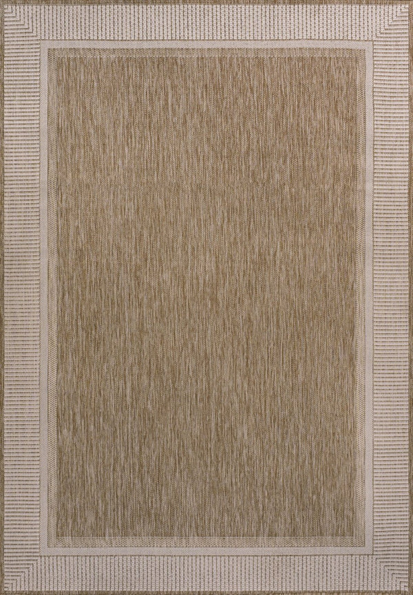 HomeRoots 5' Chic Beige & Cream Indoor/Outdoor Area Rug - Durable, Versatile, Low-Maintenance for Any Space! 703566