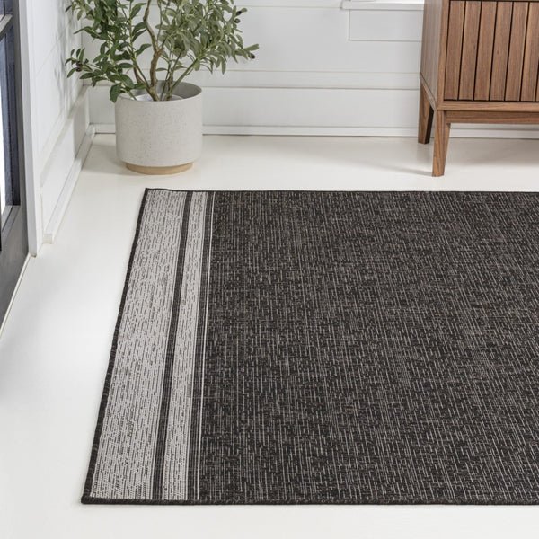 HomeRoots 5' X 8' Black and Cream Area Rug - Stylish Indoor/Outdoor Carpet for Modern Spaces, Easy Care! 703570