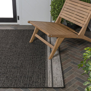 HomeRoots 5' X 8' Black and Cream Area Rug - Stylish Indoor/Outdoor Carpet for Modern Spaces, Easy Care! 703570