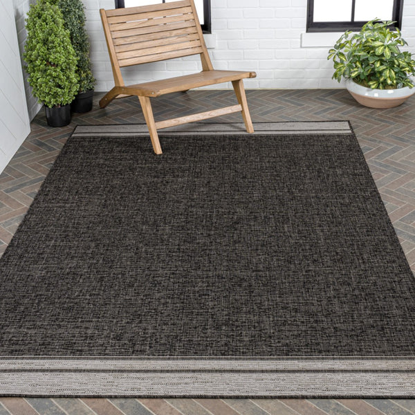 HomeRoots 5' X 8' Black and Cream Area Rug - Stylish Indoor/Outdoor Carpet for Modern Spaces, Easy Care! 703570