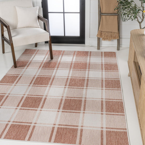 HomeRoots 5' Salmon and Cream Gingham Rug - Stylish Indoor/Outdoor Area Rug for High-Traffic Spaces 703610