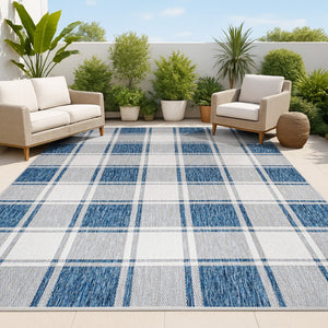 HomeRoots 5' Indoor Outdoor Navy Blue & Cream Gingham Area Rug - Durable, Stylish, Easy-Clean for Any Space 703614