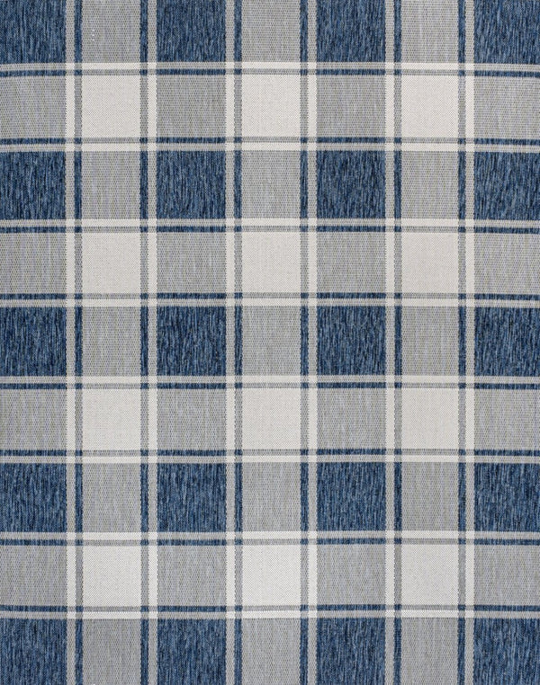 HomeRoots 5' Indoor Outdoor Navy Blue & Cream Gingham Area Rug - Durable, Stylish, Easy-Clean for Any Space 703614