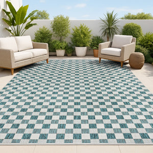 HomeRoots 5' Turquoise and Cream Geometric Area Rug - Stylish, Durable Indoor/Outdoor Mat for Any Space! 703634