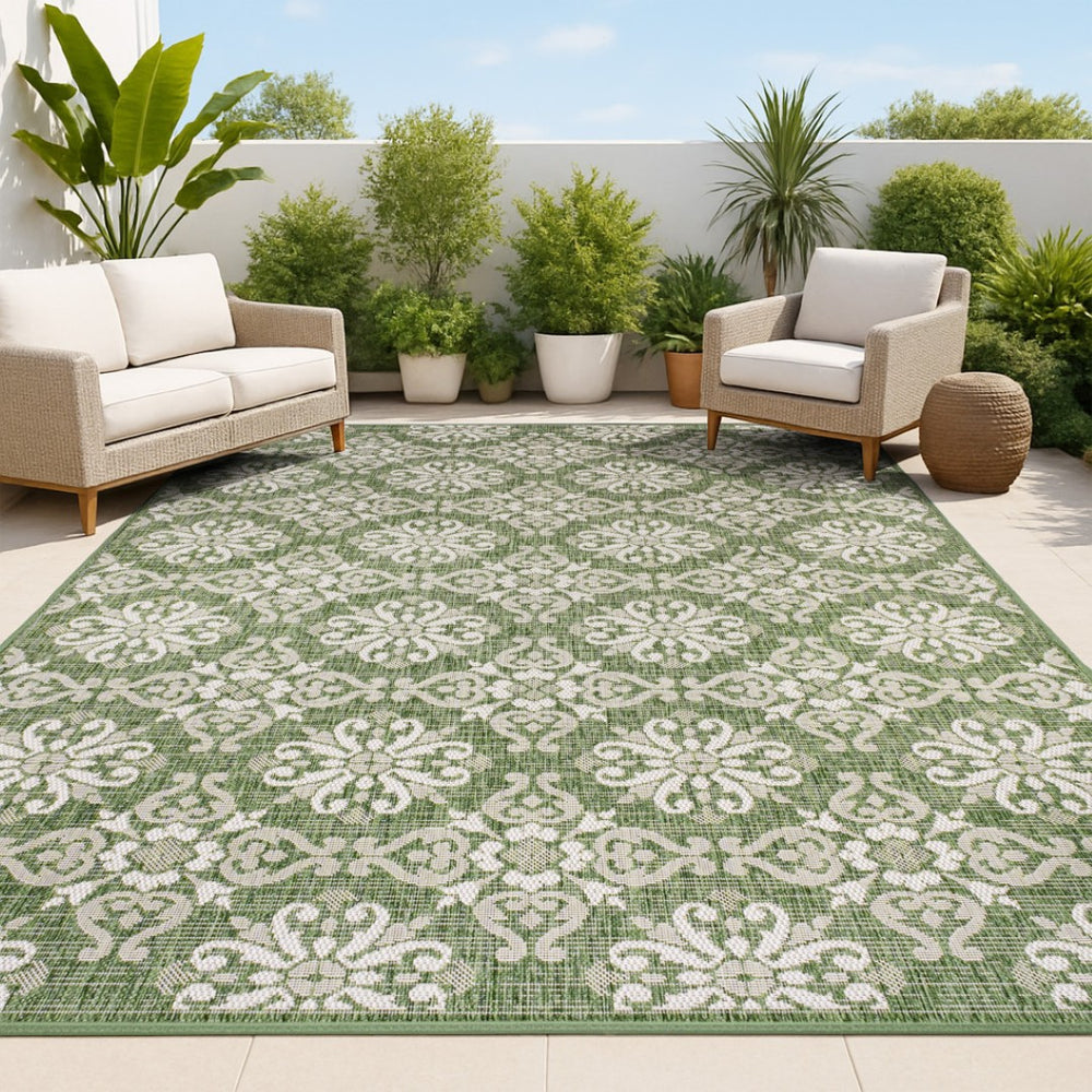 HomeRoots 5' Green and Cream Floral Area Rug – Versatile Indoor/Outdoor Charm for Living Spaces and Patios 703650