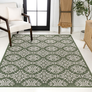 HomeRoots 5' Green and Cream Floral Area Rug – Versatile Indoor/Outdoor Charm for Living Spaces and Patios 703650