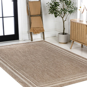 HomeRoots 5' Indoor Outdoor Area Rug in Beige and Cream – Durable, Stylish, Low-Maintenance for Any Space 703658