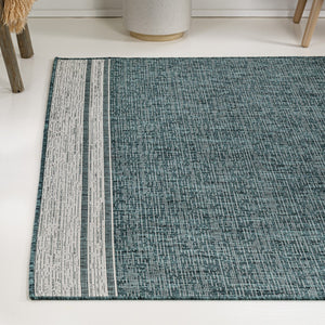HomeRoots 5' Turquoise and Cream Area Rug – Durable Indoor/Outdoor Accent, Weather-Resistant, Easy Care Design 703670