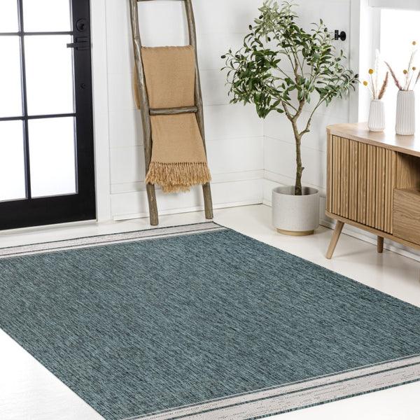 HomeRoots 5' Turquoise and Cream Area Rug – Durable Indoor/Outdoor Accent, Weather-Resistant, Easy Care Design 703670