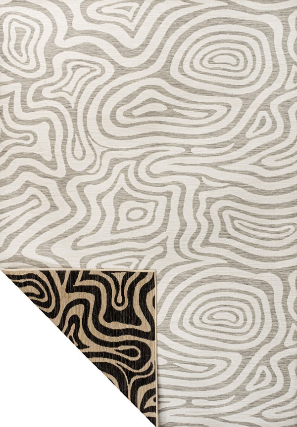 HomeRoots 5' Gray and Cream Abstract Washable Area Rug – Stylish Indoor/Outdoor Design, Easy Care & Durable! 703675
