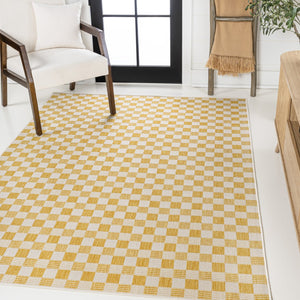 HomeRoots 5' Yellow and Cream Geometric Area Rug - Stylish Indoor/Outdoor Décor, Easy to Clean & Durable Design 703683
