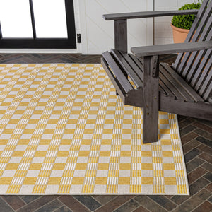 HomeRoots 5' Yellow and Cream Geometric Area Rug - Stylish Indoor/Outdoor Décor, Easy to Clean & Durable Design 703683