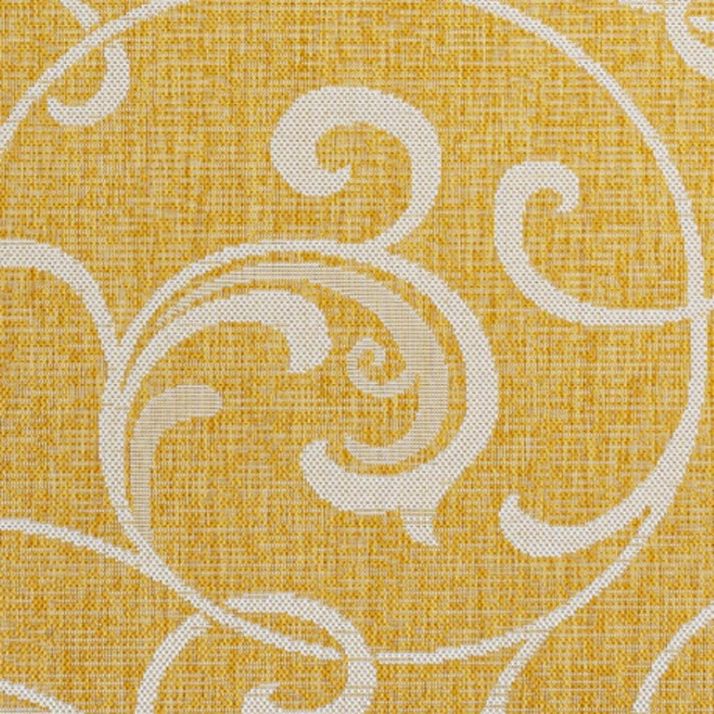 HomeRoots 5' Yellow and Cream Floral Area Rug – Durable Indoor/Outdoor Design for Timeless Charm and Style 703687