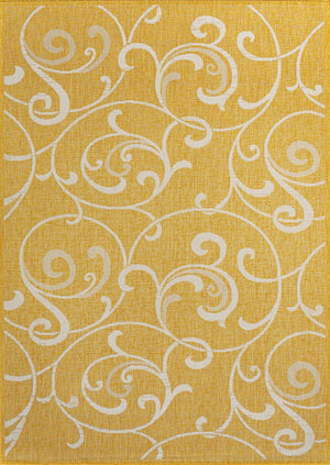 HomeRoots 5' Yellow and Cream Floral Area Rug – Durable Indoor/Outdoor Design for Timeless Charm and Style 703687