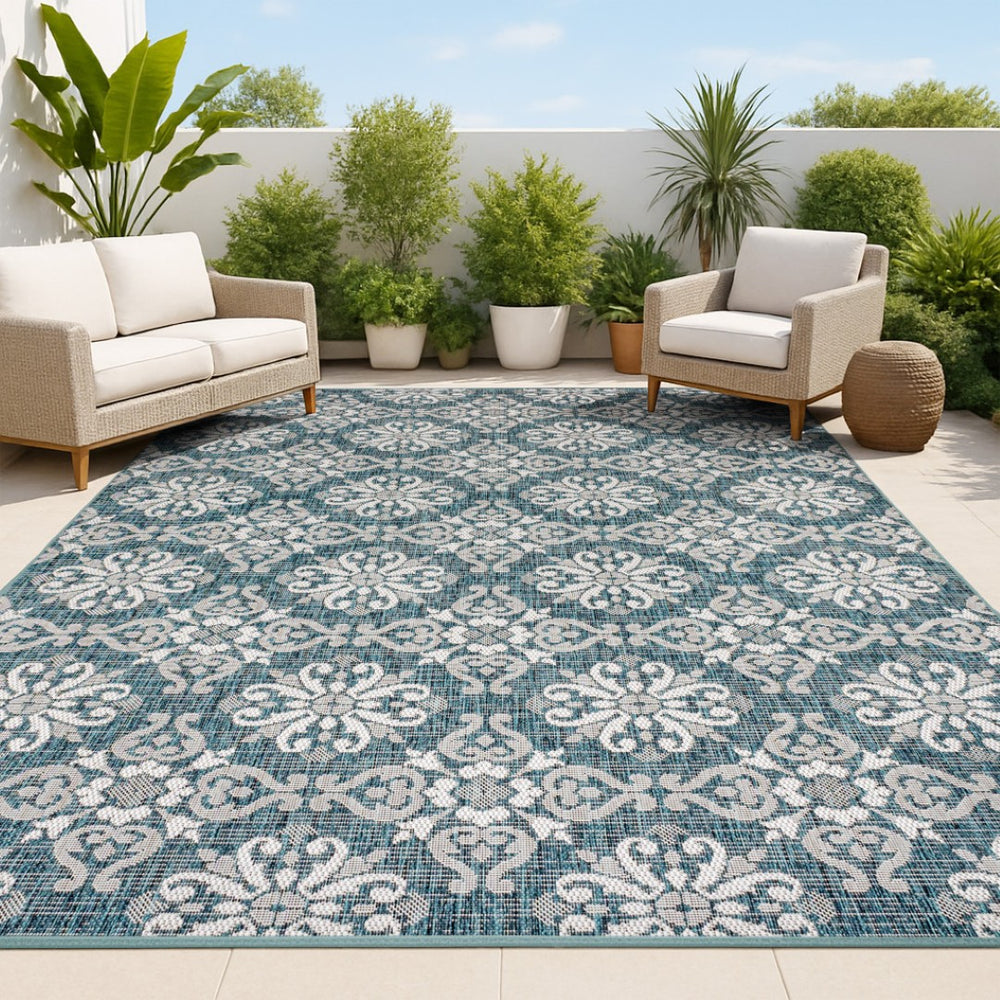 HomeRoots 5' Vibrant Turquoise and Cream Floral Indoor Outdoor Area Rug – Stylish, Durable, Easy to Clean! 703699