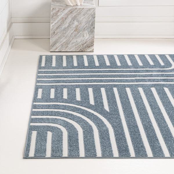 HomeRoots 8' X 10' Navy Blue and Cream Striped Indoor/Outdoor Rug - Durable, Stylish, Easy Care for Any Space! 703726