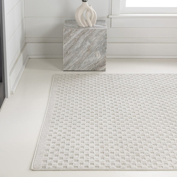 HomeRoots 8' X 10' Ivory and Cream Plaid Area Rug – Versatile Indoor/Outdoor Rug for Timeless Style and Comfort 703729