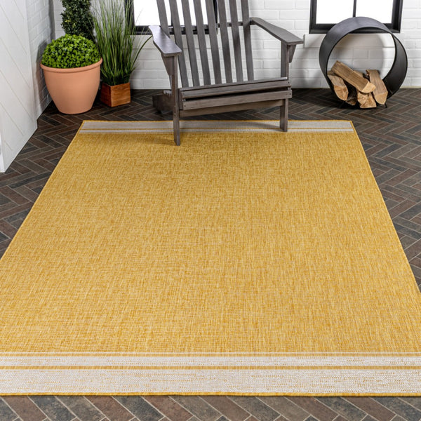 HomeRoots 5' Yellow and Cream Indoor-Outdoor Area Rug – Stylish, Durable & Versatile for Any Space! 703794