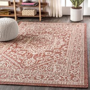 HomeRoots 5' Red and Taupe Medallion Area Rug – Stylish Indoor/Outdoor Decor, Durable, Fade-Resistant, Versatile! 703816