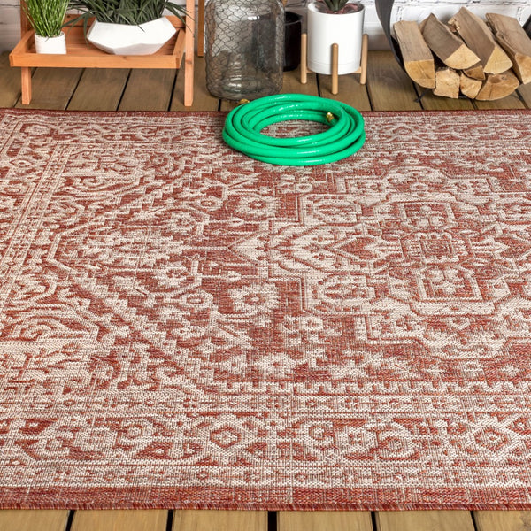 HomeRoots 5' Red and Taupe Medallion Area Rug – Stylish Indoor/Outdoor Decor, Durable, Fade-Resistant, Versatile! 703816