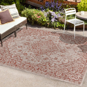 HomeRoots 5' X 8' Medallion Area Rug in Red & Taupe - Durable Indoor/Outdoor Design for Timeless Elegance 703836