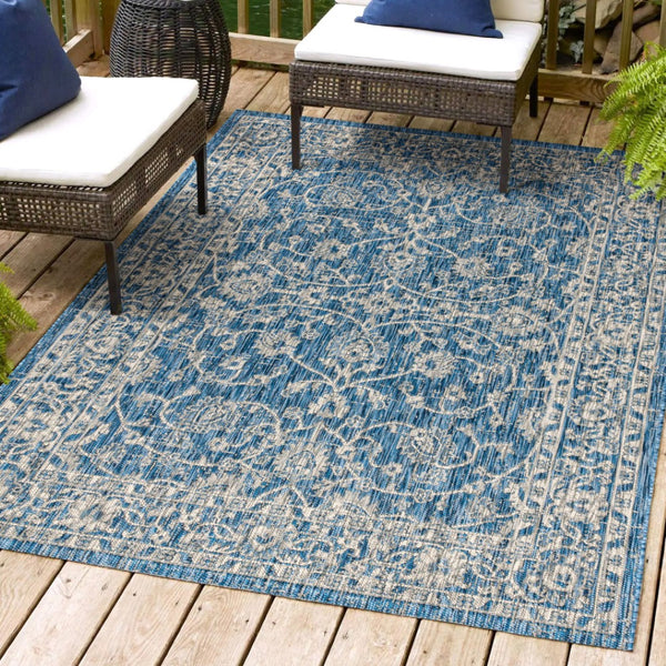 HomeRoots 5' Navy Blue and Gray Medallion Area Rug – Durable Indoor/Outdoor Design for Timeless Style & Comfort 703856