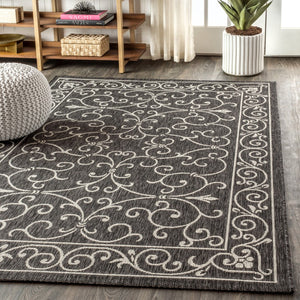 HomeRoots 5' X 8' Black and Gray Medallion Area Rug - Stylish, Durable, Versatile for Indoor & Outdoor Use 703926