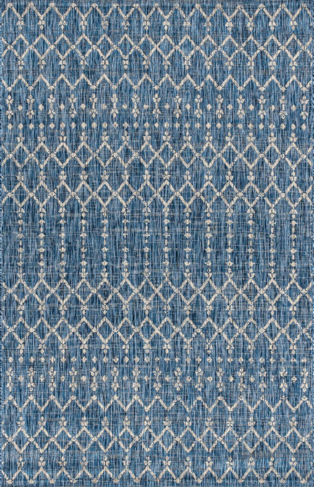 HomeRoots 5' Navy Blue & Light Gray Trellis Area Rug – Stylish Indoor/Outdoor Design for Versatile Spaces! 703951