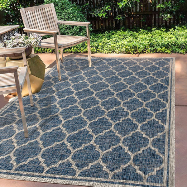 HomeRoots 5' Geometric Navy Blue and Gray Area Rug for Indoor/Outdoor Use - Stylish, Durable & Low Maintenance 703991