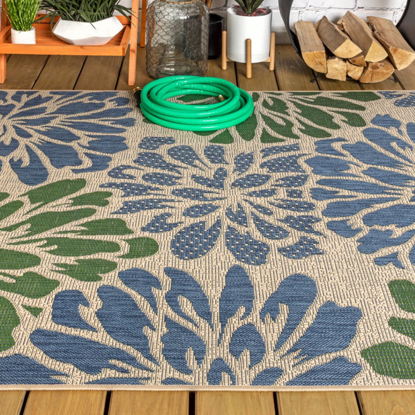HomeRoots 5' Navy Blue and Green Floral Area Rug - Stylish, Durable Indoor/Outdoor Design for High-Traffic Spaces 704006