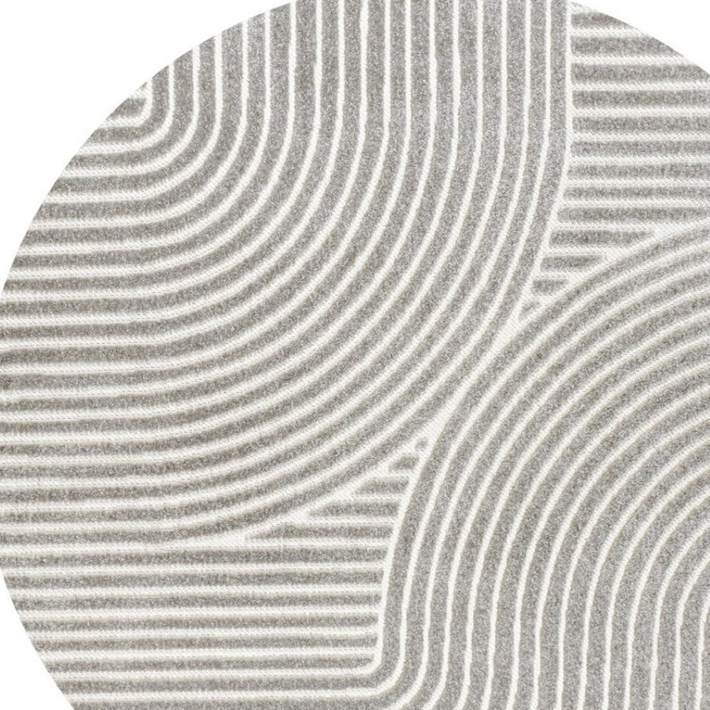 HomeRoots 8' Gray and Ivory Round Striped Rug – Durable Indoor/Outdoor Soft Texture for Modern Living Spaces 704025