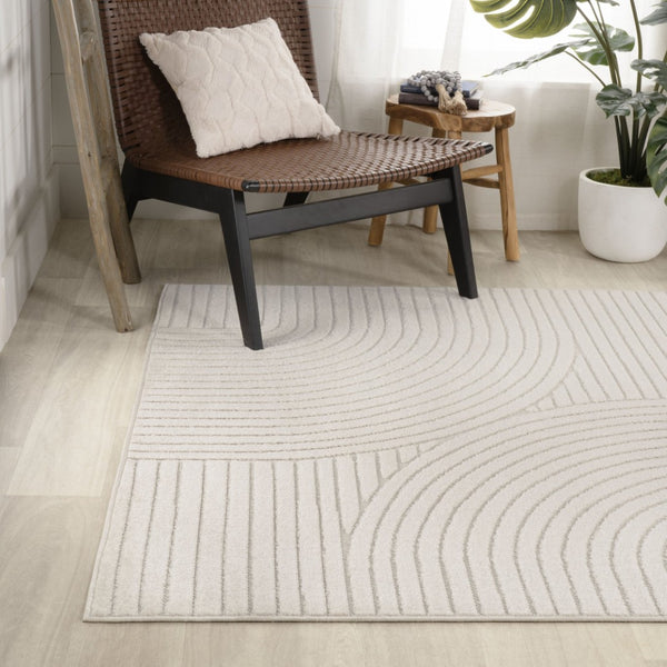 HomeRoots 6' Ivory and Cream Striped Area Rug - Versatile Indoor/Outdoor Design, Durable, Low-Maintenance Charm 704037