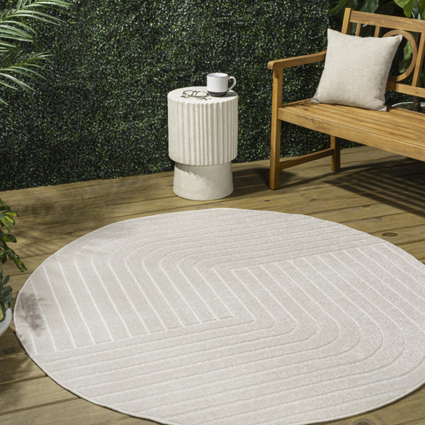 HomeRoots 5' Ivory and Cream Striped Round Area Rug for Indoor/Outdoor Use - Modern, Durable, Easy Care Style 704052