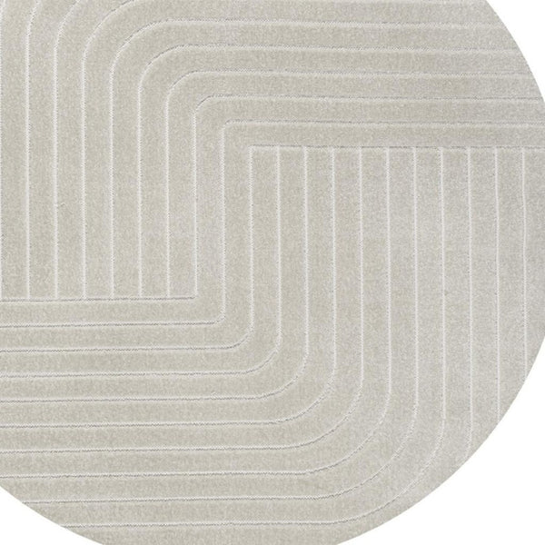 HomeRoots 7' Ivory and Cream Round Striped Rug – Versatile Indoor Outdoor Design for Any Space, Easy Care! 704057