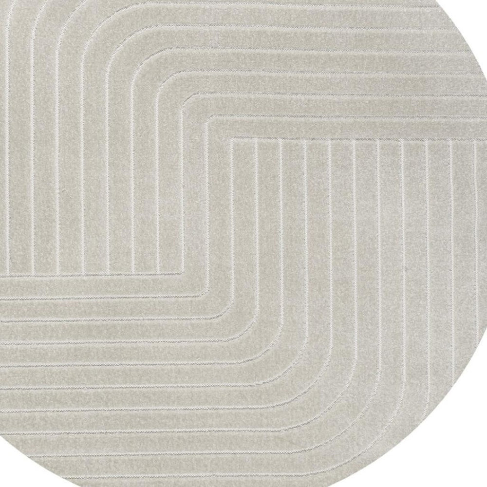 HomeRoots 9' Ivory and Cream Round Striped Area Rug - Durable Indoor/Outdoor Design for Modern Spaces 704062