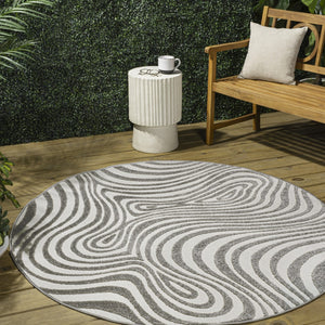 HomeRoots 9' Gray and Ivory Round Abstract Area Rug for Indoor/Outdoor - Stylish, Durable, and Easy Care! 704113